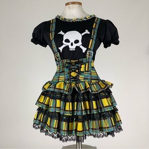 leg avenue suspender skirt w/ skull top